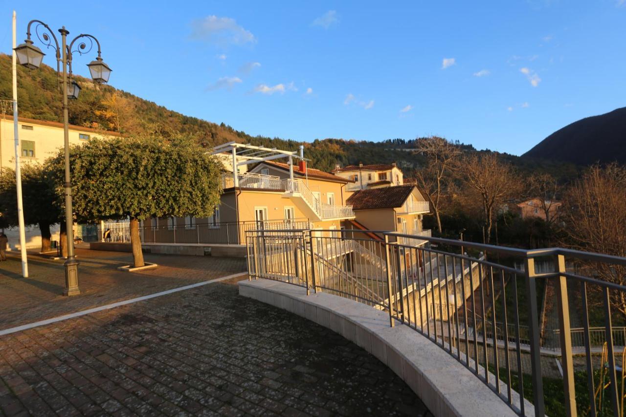 Le Camere Di Corte Sorbo Serpico Exterior photo